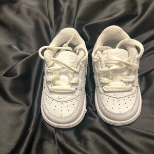 Nike Kids White Mini Low-Top Sneakers
